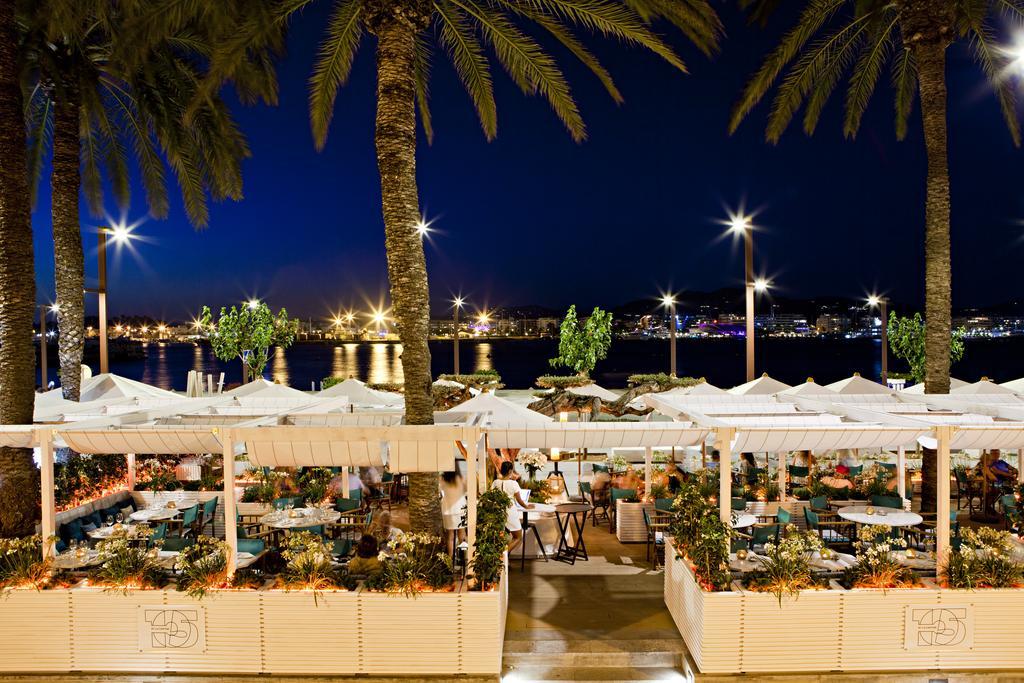 Cbbc Suites Port Vell Ibiza-stad Buitenkant foto
